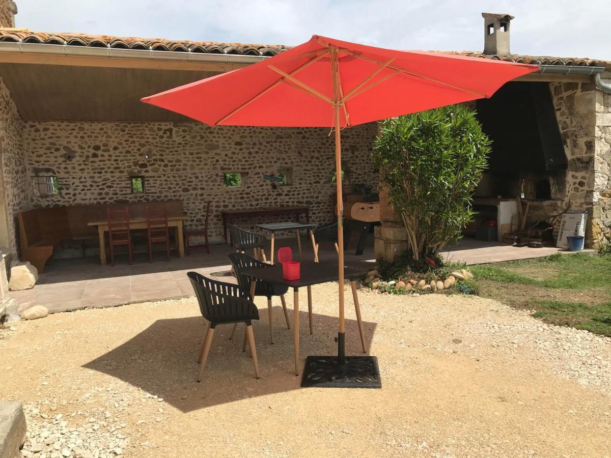 La Bergerie Des Amandiers Chambres Et Table D'Hotes Malataverne Exterior foto
